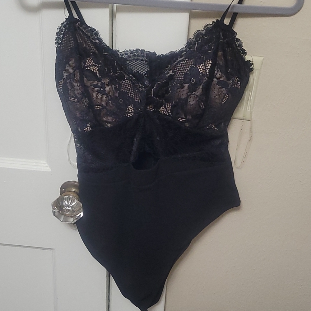 Black Bodysuite - Picture 1 of 2